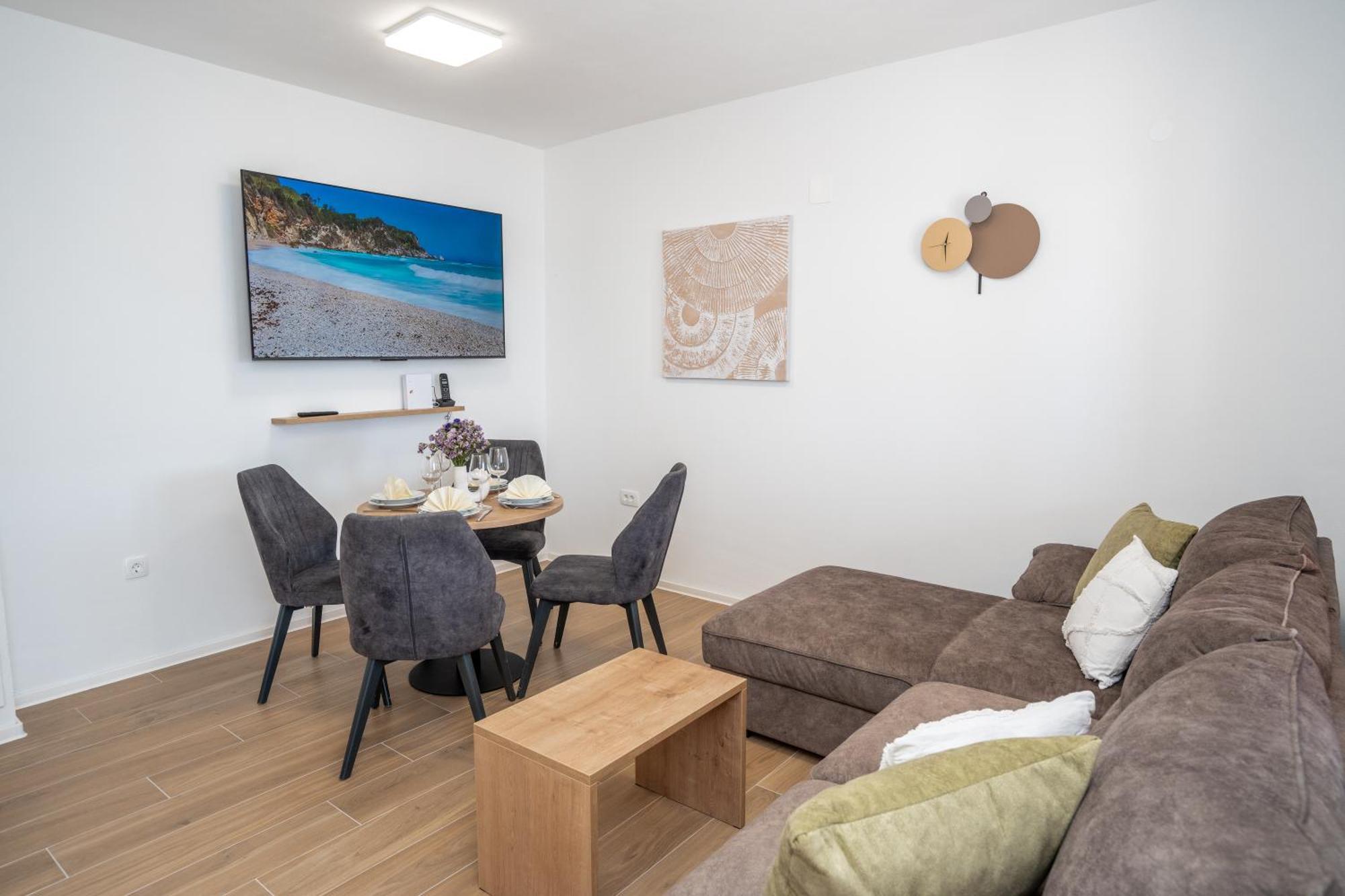 Villa Kamia With Private Heated Pool And Electric Vehicle Adapter Зубовичі Екстер'єр фото