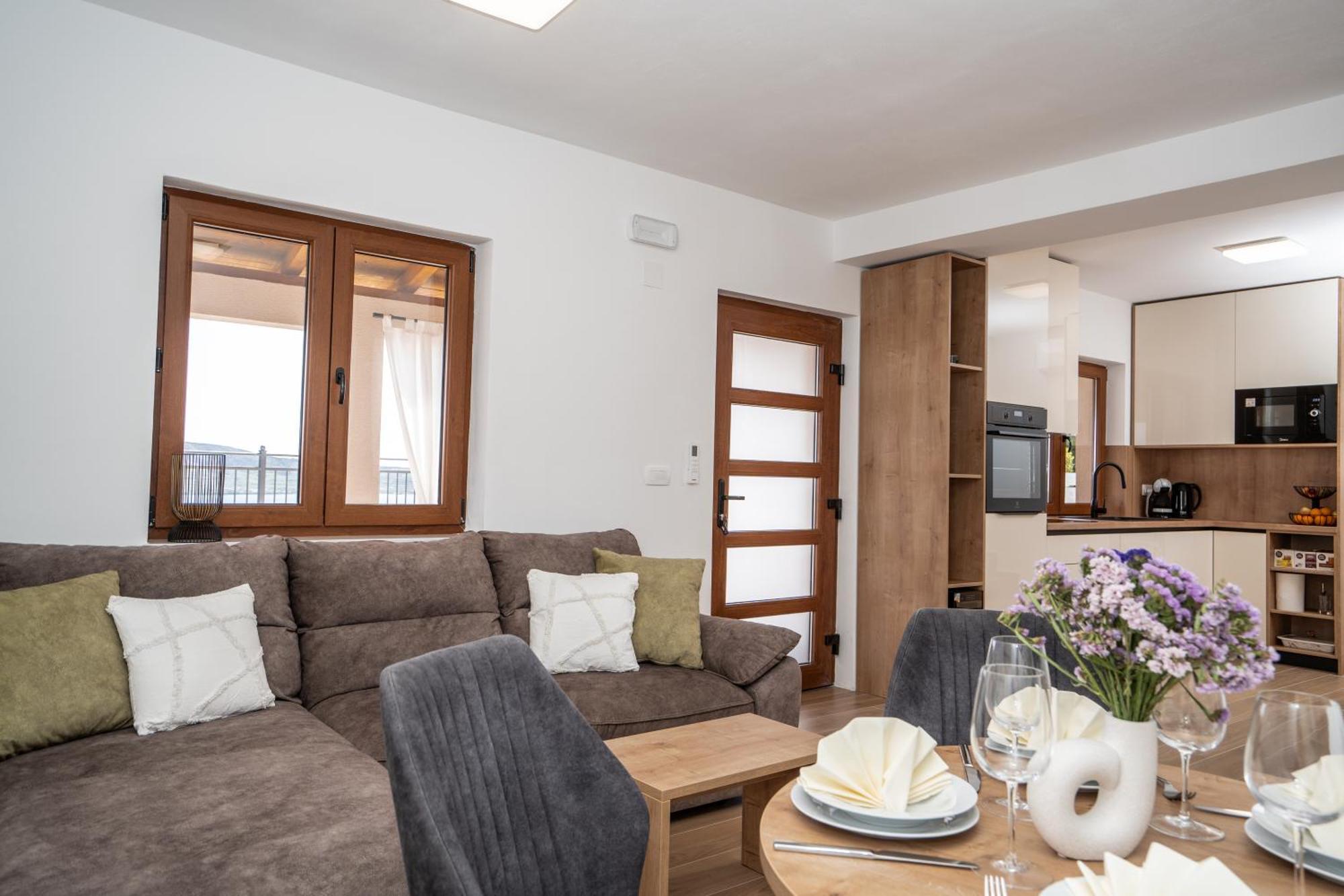 Villa Kamia With Private Heated Pool And Electric Vehicle Adapter Зубовичі Екстер'єр фото