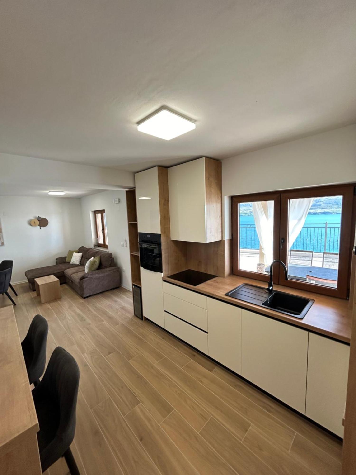 Villa Kamia With Private Heated Pool And Electric Vehicle Adapter Зубовичі Екстер'єр фото