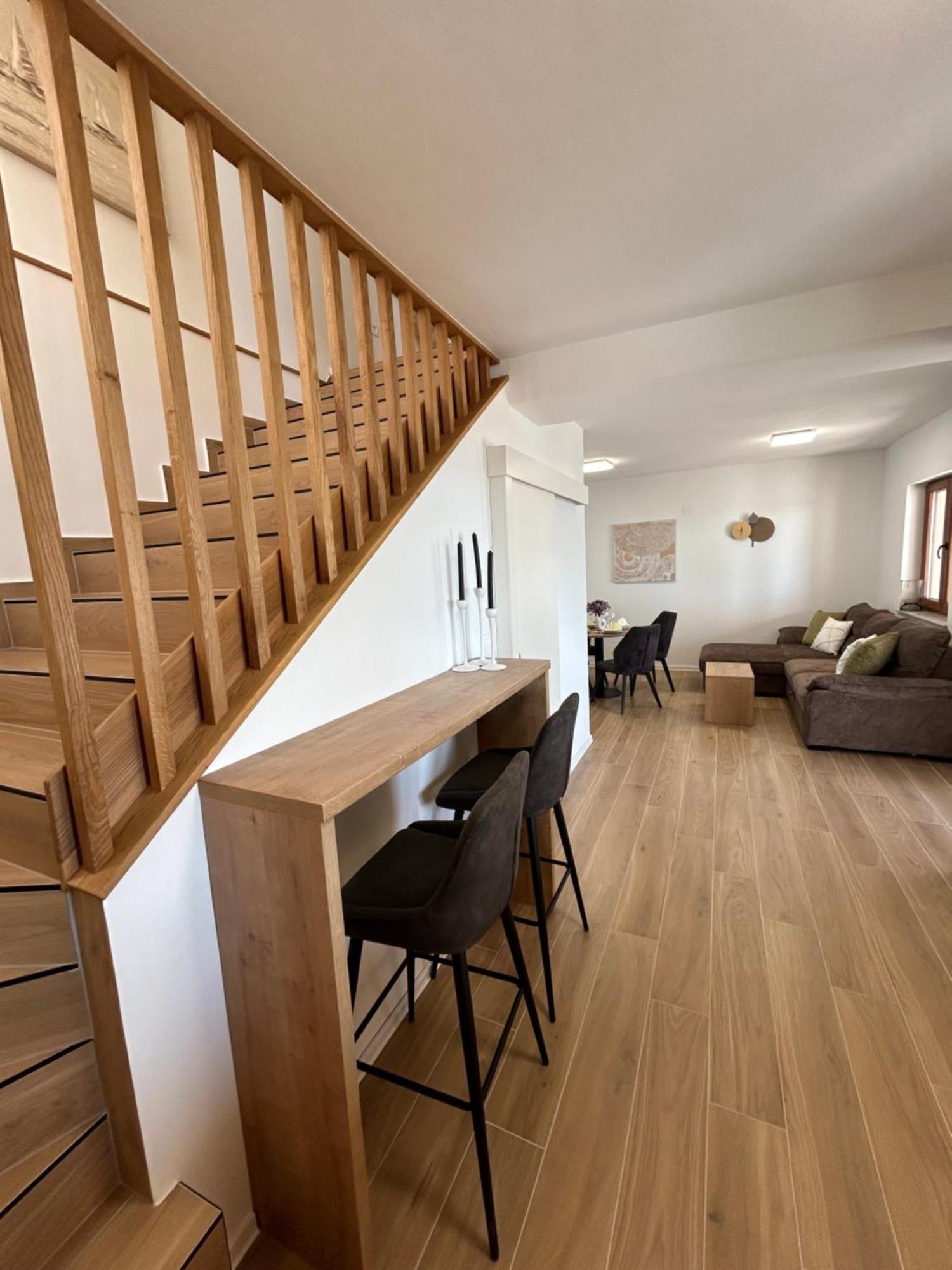 Villa Kamia With Private Heated Pool And Electric Vehicle Adapter Зубовичі Екстер'єр фото